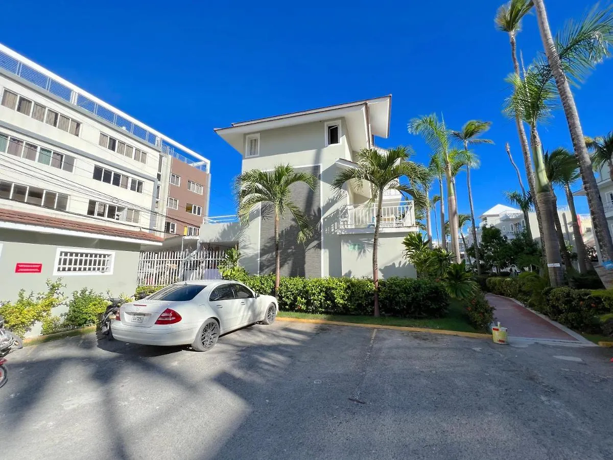 Hotel Sol Caribe Suites - Playa Los Corales - Beach Club, Wifi, Swimming Pool Punta Cana